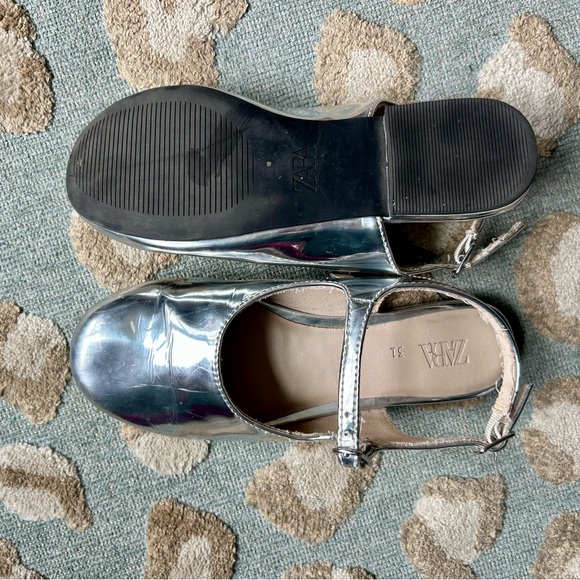 Zara Girls Silver Mary Jane open back with strap shoes - Picture 4 of 4